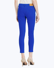Load image into Gallery viewer, Premier Cropped Skinny Jean