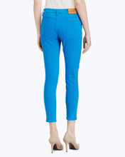 Load image into Gallery viewer, Premier Cropped Skinny Jean