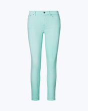 Load image into Gallery viewer, Premier Cropped Skinny Jean