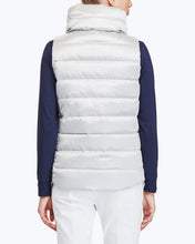 Load image into Gallery viewer, Reversible Down Vest